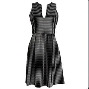 NWT Mi Ami Black White Stripe Sleeveless Dress Size Medium Pockets Francesca's